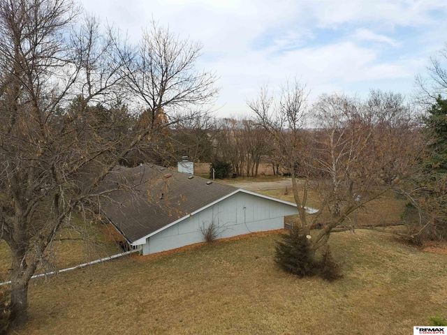 600 McKelvie Road, Lincoln, NE 68521
