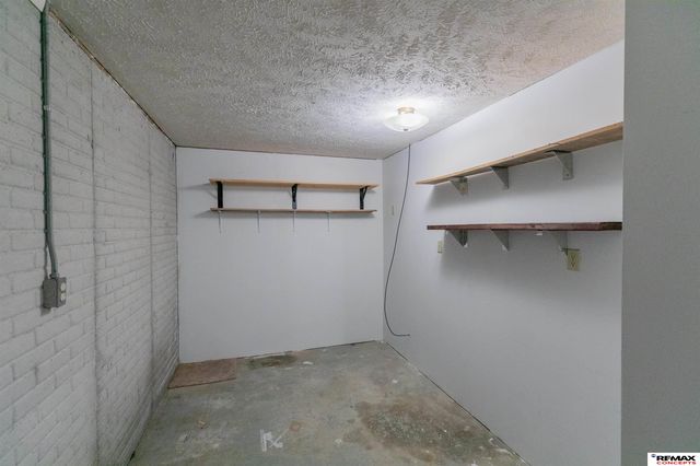 600 McKelvie Road, Lincoln, NE 68521