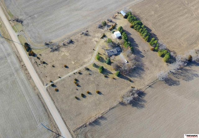 600 McKelvie Road, Lincoln, NE 68521