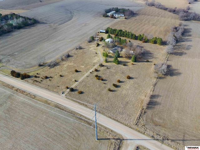 600 McKelvie Road, Lincoln, NE 68521