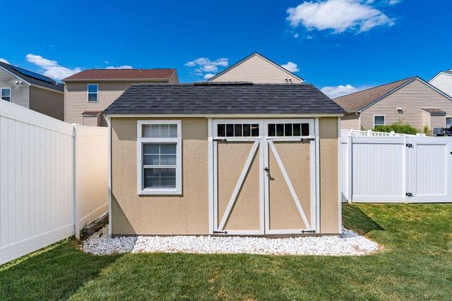 6862 Riding Trail Drive, Canal Winchester, OH 43110