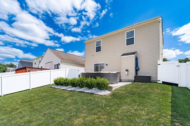 6862 Riding Trail Drive, Canal Winchester, OH 43110