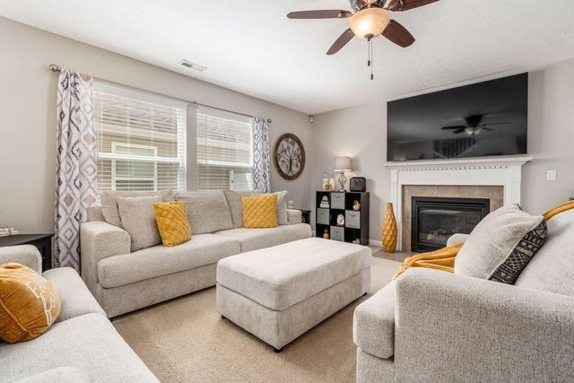 6862 Riding Trail Drive, Canal Winchester, OH 43110