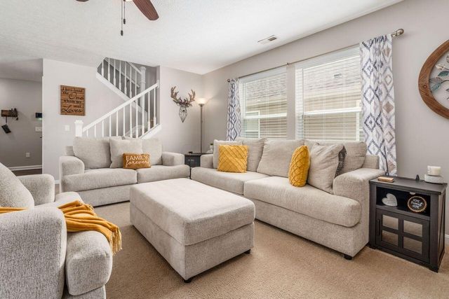 6862 Riding Trail Drive, Canal Winchester, OH 43110