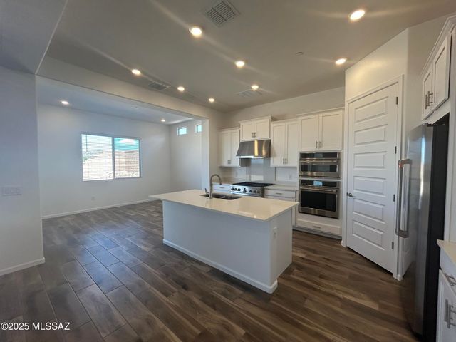 13975 N Crooked Creek Drive, Marana, AZ 85658