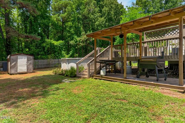 2642 Meyerswood Drive, Apex, NC 27539