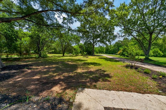 2642 Meyerswood Drive, Apex, NC 27539