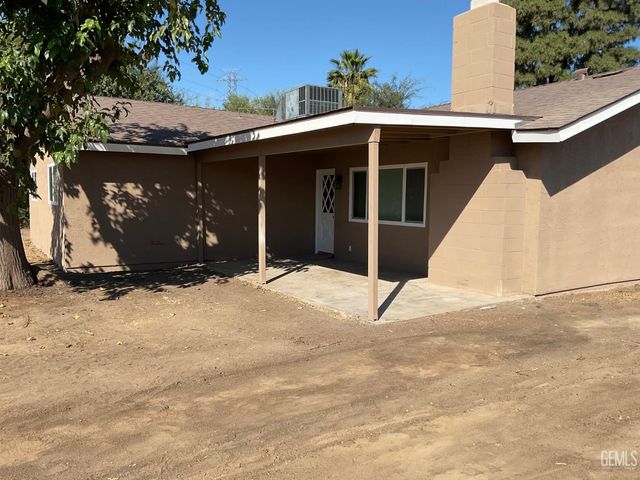 11709 Brockridge Court, Bakersfield, CA 93312