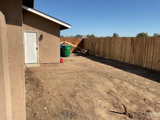 11709 Brockridge Court, Bakersfield, CA 93312