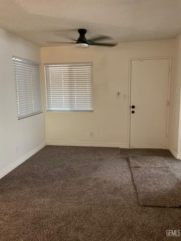 11709 Brockridge Court, Bakersfield, CA 93312
