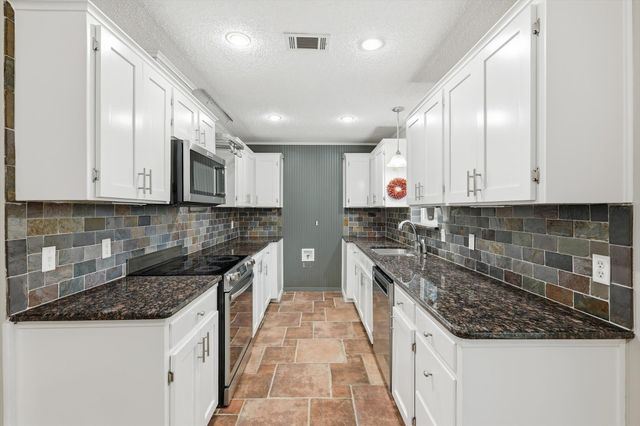 1321 Kings Row, Denton, TX 76209