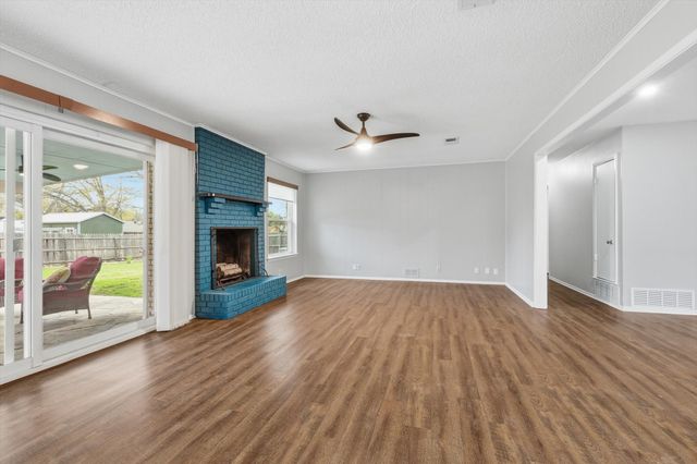 1321 Kings Row, Denton, TX 76209