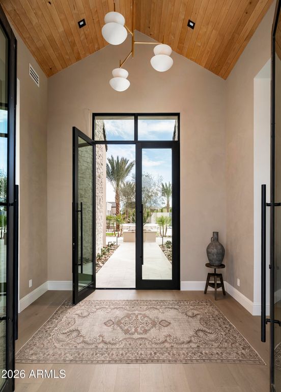 Image 24 of property listing at 7031 E PARADISE Drive, Scottsdale, AZ 85254