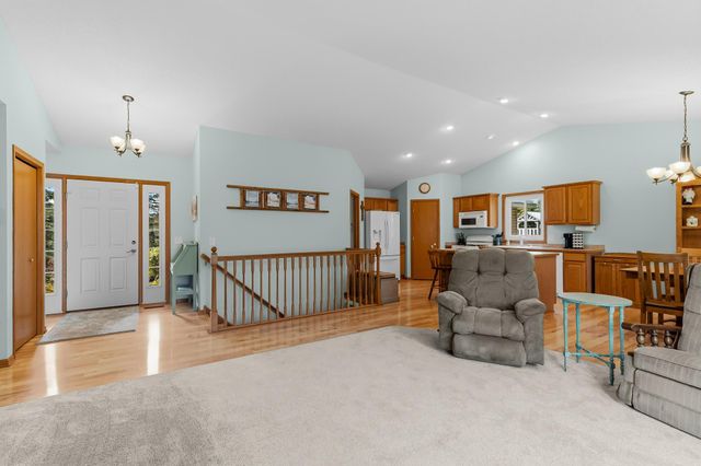 10464 Spruce Street, Chisago City, MN 55013