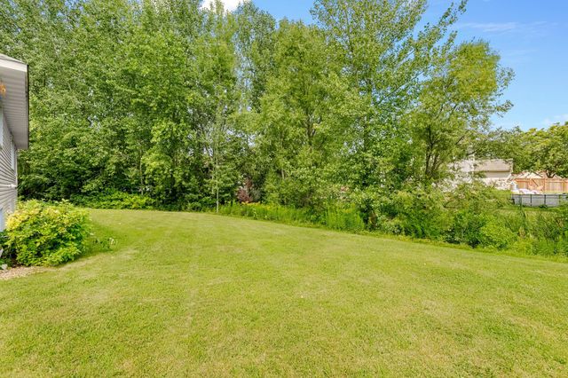 10464 Spruce Street, Chisago City, MN 55013