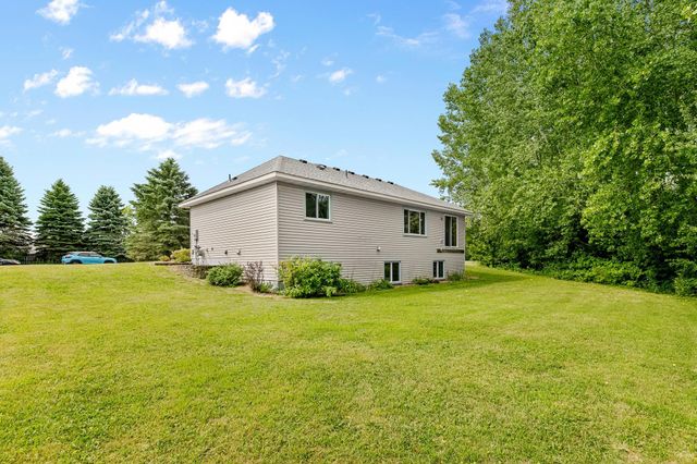 10464 Spruce Street, Chisago City, MN 55013