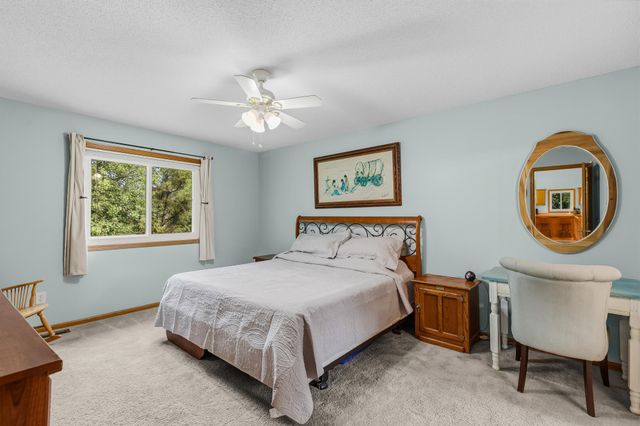 10464 Spruce Street, Chisago City, MN 55013