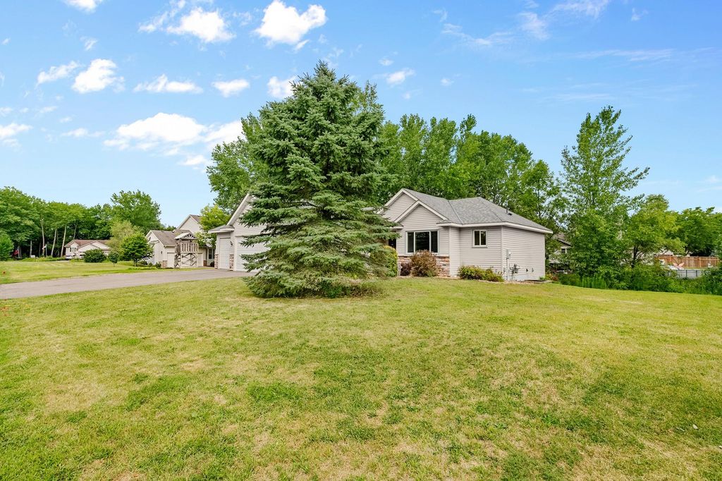 10464 Spruce Street, Chisago City, MN 55013 — photo 4