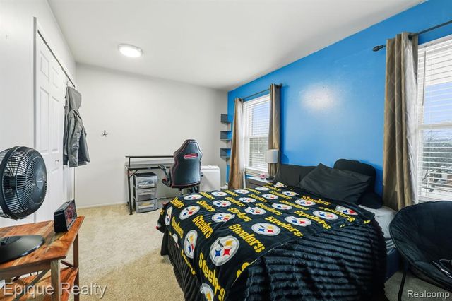 16285 Raleigh Square Drive, Southgate, MI 48195