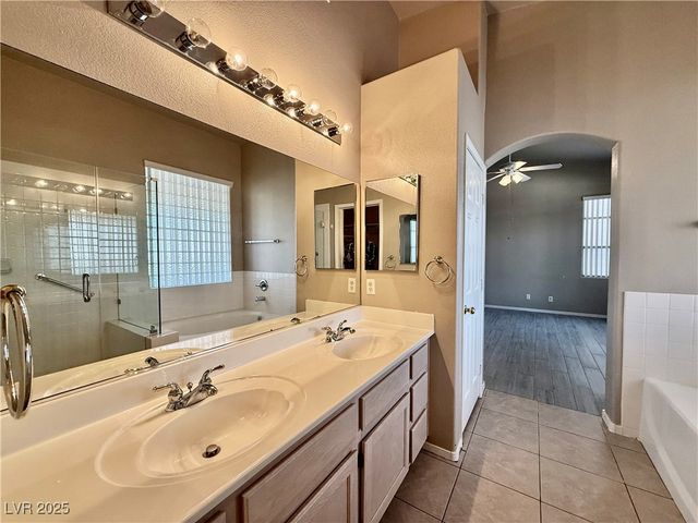 5613 Partridge Bluff Street, Las Vegas, NV 89130
