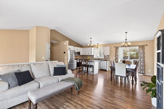 7609 Lasalle Avenue NE, Otsego, MN 55301