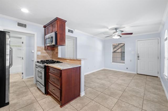 407 E 45th ST 108, Austin, TX 78751