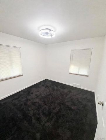 15405 Young Street, Detroit, MI 48205