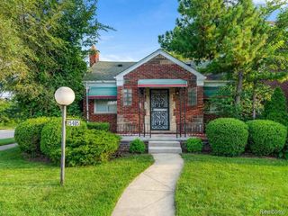 15405 Young Street, Detroit, MI 48205