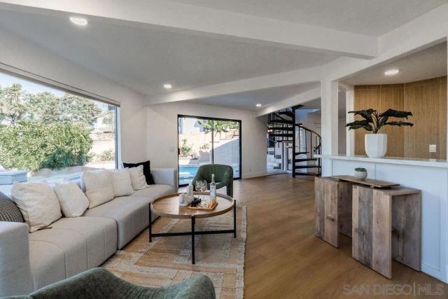 2606 Galicia Way, Carlsbad, CA 92009