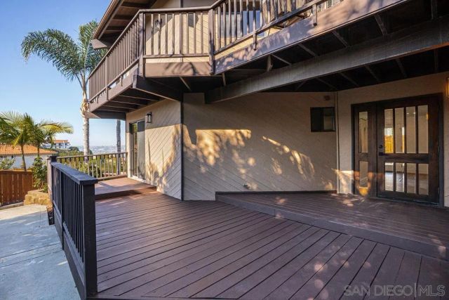 2606 Galicia Way, Carlsbad, CA 92009