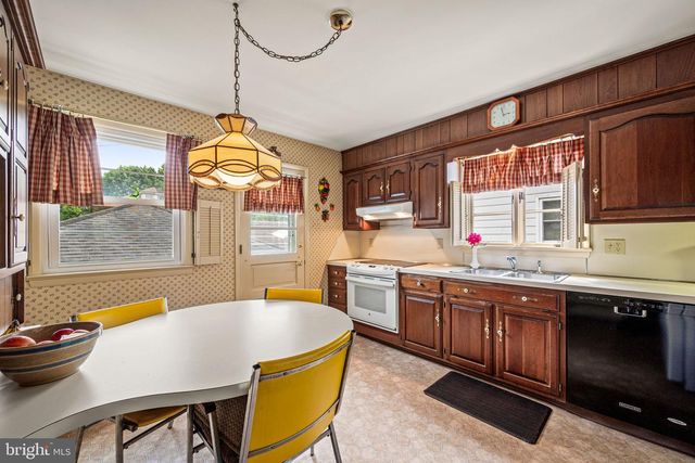 1150 RAMBLER AVE, Pottstown, PA 19464