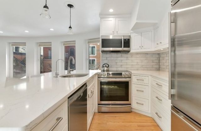 492 Beacon 82, Boston, MA 02115