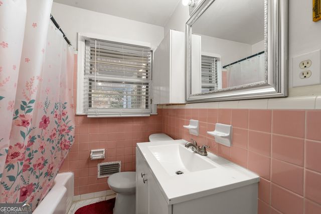 1101 Lloyd Drive, Forest Park, GA 30297