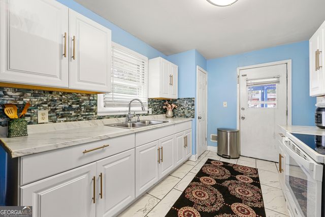 1101 Lloyd Drive, Forest Park, GA 30297