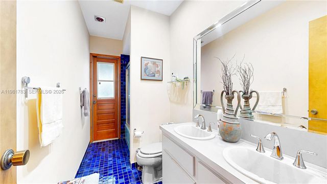 10260 SW 128th St, Miami, FL 33176