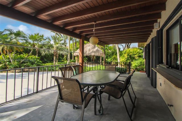 10260 SW 128th St, Miami, FL 33176