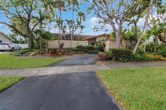 10260 SW 128th St, Miami, FL 33176