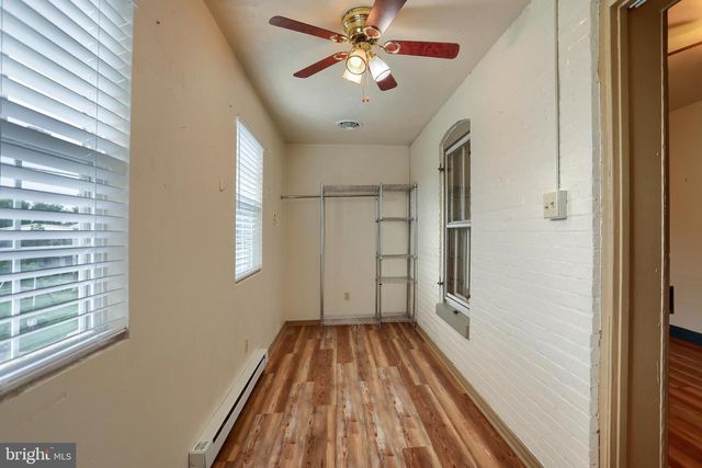 13 HANOVER STREET, New Oxford, PA 17350