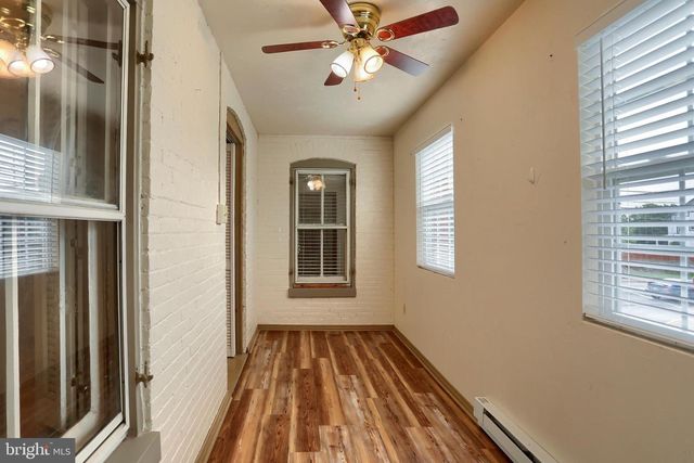 13 HANOVER STREET, New Oxford, PA 17350