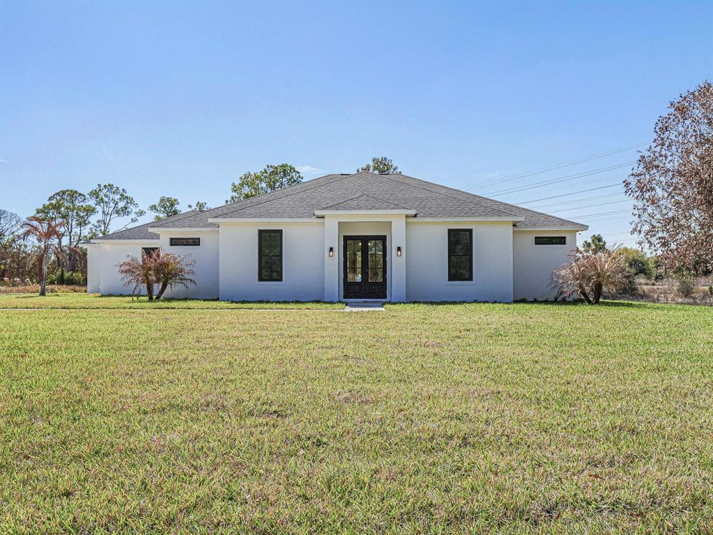 10631 Lighter Wood Lane, Fort Pierce, FL 34945