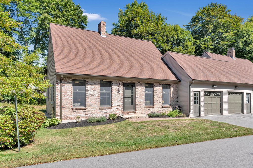 13 Coachlight Lane 13, Portland, ME 04102 — photo 2