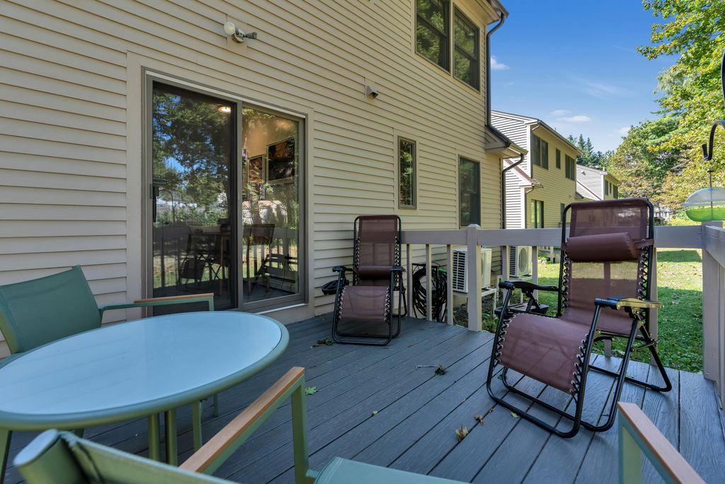 13 Coachlight Lane 13, Portland, ME 04102 — photo 3