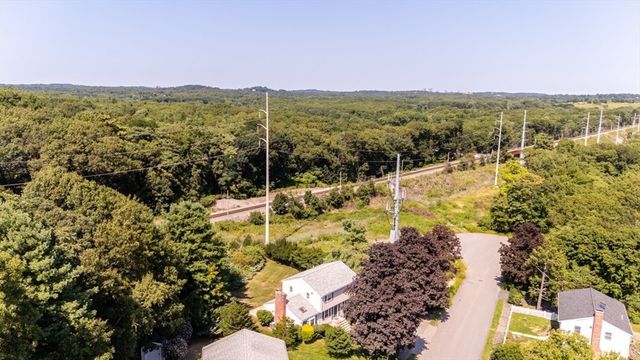 27 Valley Rd, Needham, MA 02492