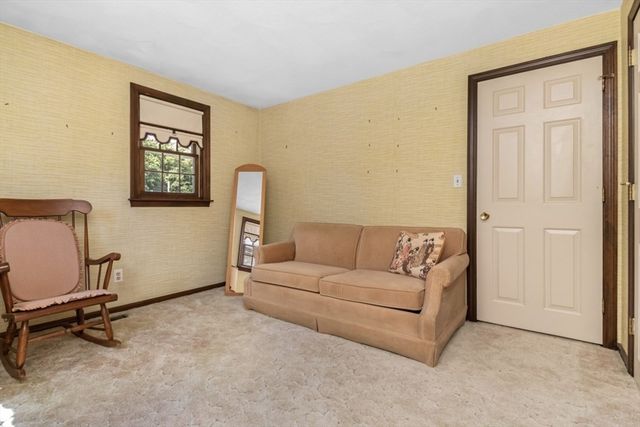 27 Valley Rd, Needham, MA 02492