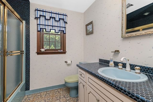 27 Valley Rd, Needham, MA 02492