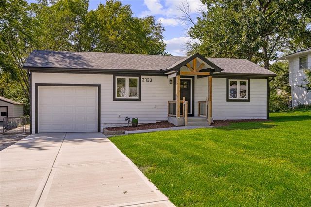 3739 Meadow Lane, Kansas City, MO 64137