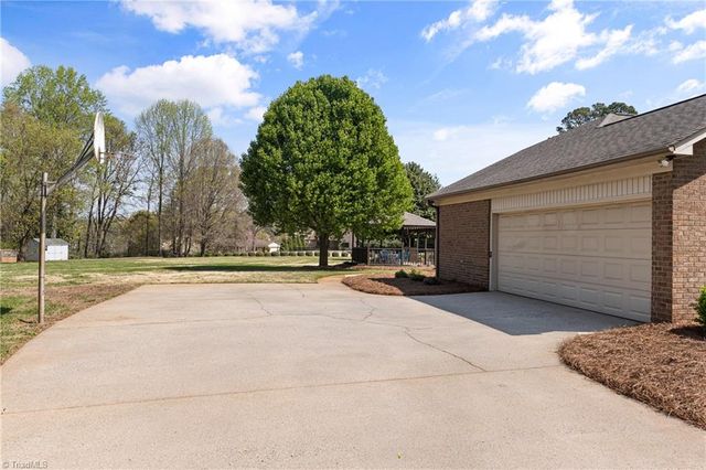 316 Siouan Drive, Lexington, NC 27295