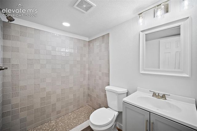 935 War Eagle Drive, Colorado Springs, CO 80919