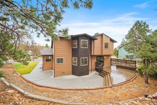 935 War Eagle Drive, Colorado Springs, CO 80919