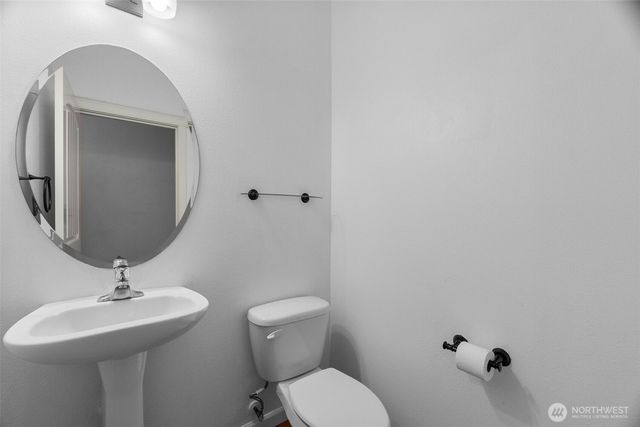 1528 Farina Loop SE, Olympia, WA 98513